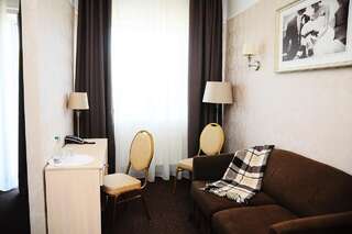 Отель Nota Bene Hotel & Restaurant Львов Полулюкс-2